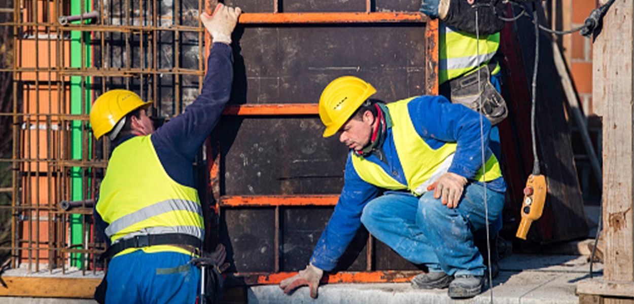 Understanding the Psychological Effects of Construction Work on Worker ...